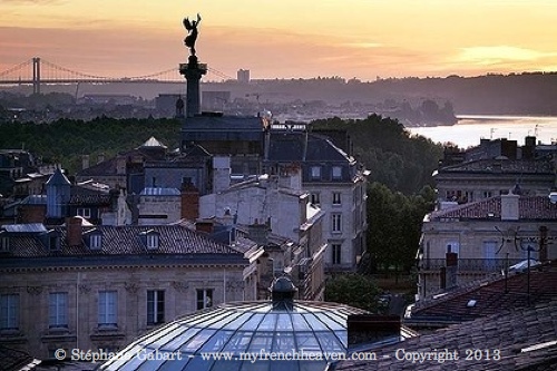 e30caf8078d54b850796af9a96ce8f4c-1